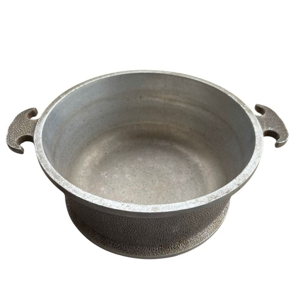VTG Guardian Service Ware 8” Hammered Cast Aluminum Pot / Dutch Oven (No Lid)